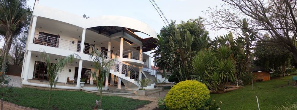 Motsamai Guest Lodge Bulawayo Eksteriør billede